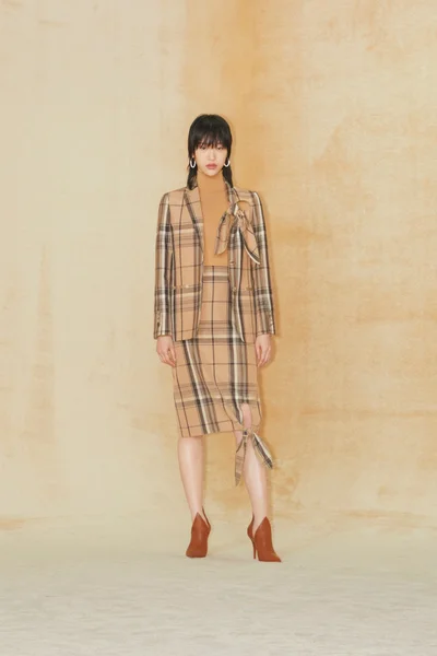 Look 25